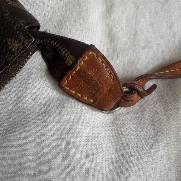 Louis Vuitton Monogram Bag Pochette Brown Authentic Pouch Clutch - Picture 5 of 10